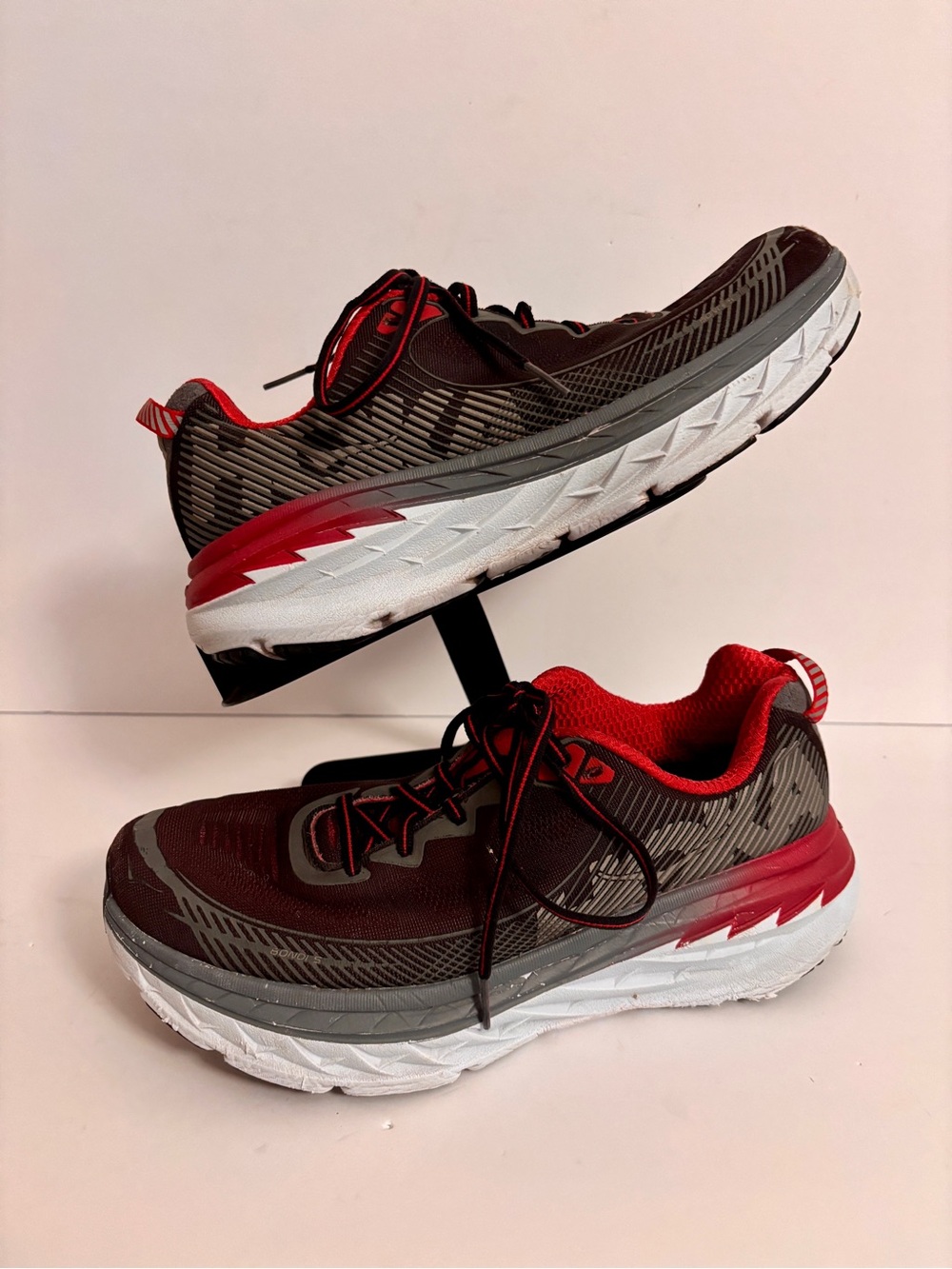 Hoka One One Bondi 5 running sneakers M8.5 wide